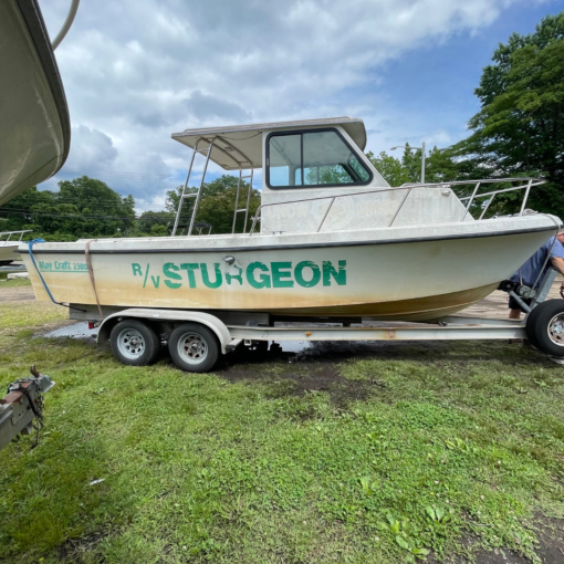 1998 Maycraft 2300 Cabin Cruiser