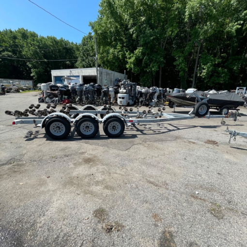 2000 Ezloader Triple Axle Galvanized Roller Trailer