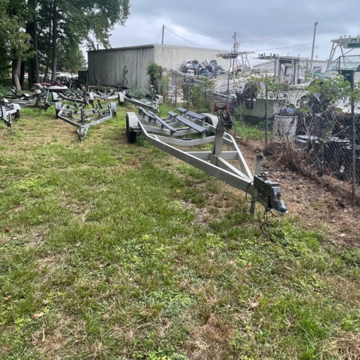 1996 Trailmaster 26-29ft Dual Axle Bunk Trailer