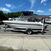 1998 Boston Whaler Ventura 18