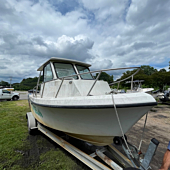 1998 Maycraft 2300 Cabin Cruiser