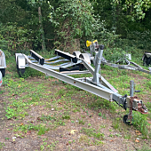 08 Venture Aluminum Dual Axle Bunk Trailer 19-22ft