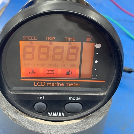 Yamaha LCD Marine Meter Gauge Speed/Trip/Time/Fuel/Voltage