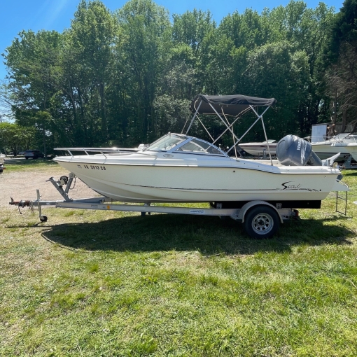 Scout 18'-6" Bow Rider - Complete Rig