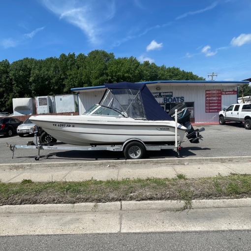 1998 Boston Whaler Ventura 18