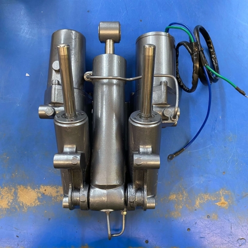 Yamaha Power Trim & Tilt Assembly 200-300HP 69J-43800-0A-8D/69J-43800-01-4D