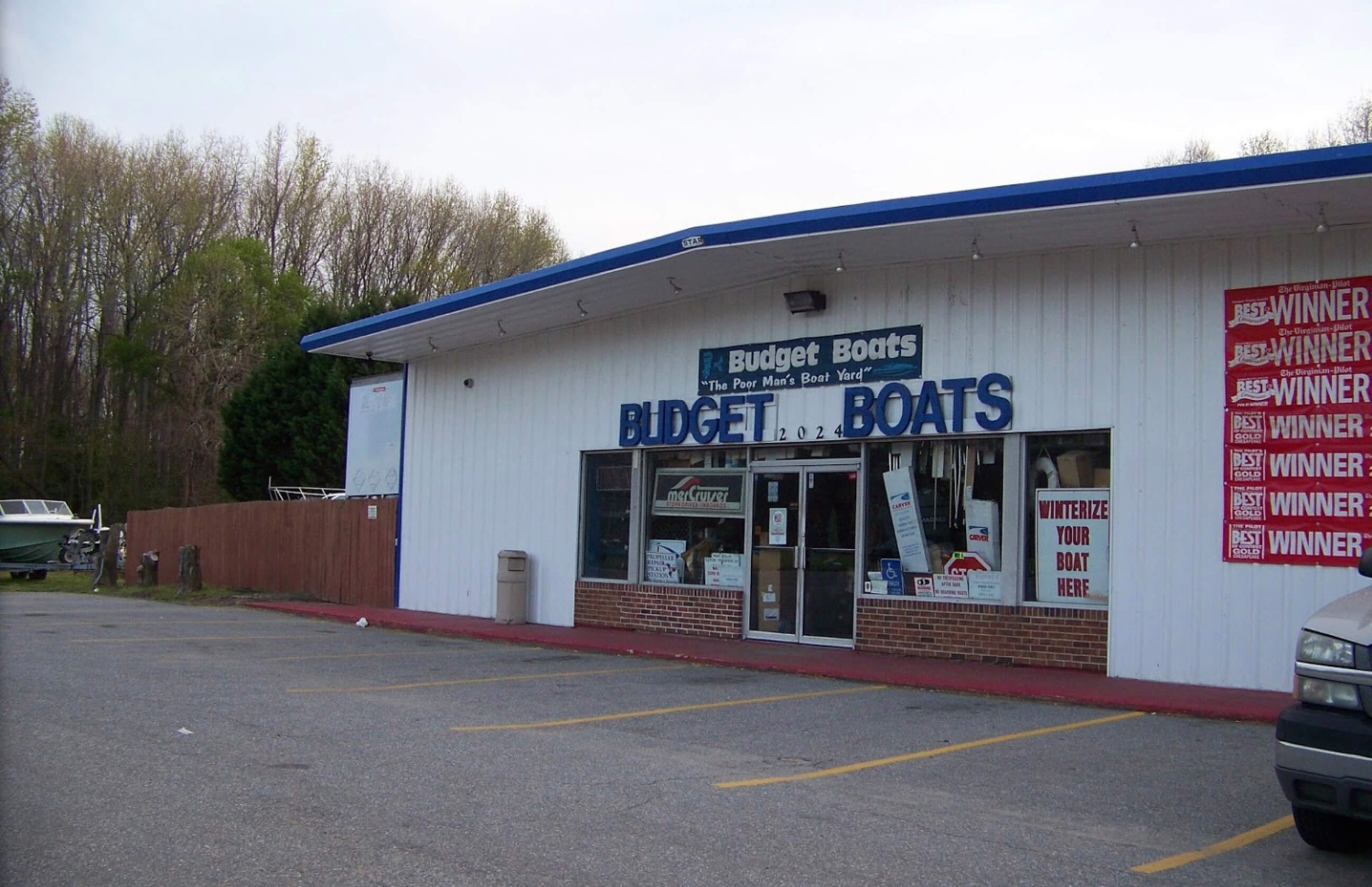 Budget Boats Front Building